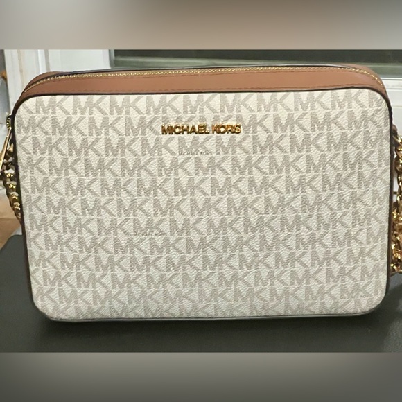 Michael Kors Jet Set Large Printed Logo Crossbody Bag -LIKE NEW CONDITION! - Picture 8 of 16